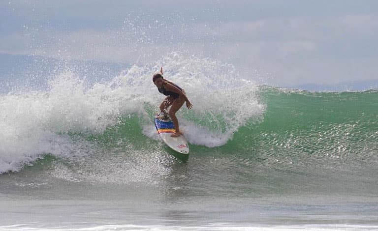 Surf lessons in Costa Rica