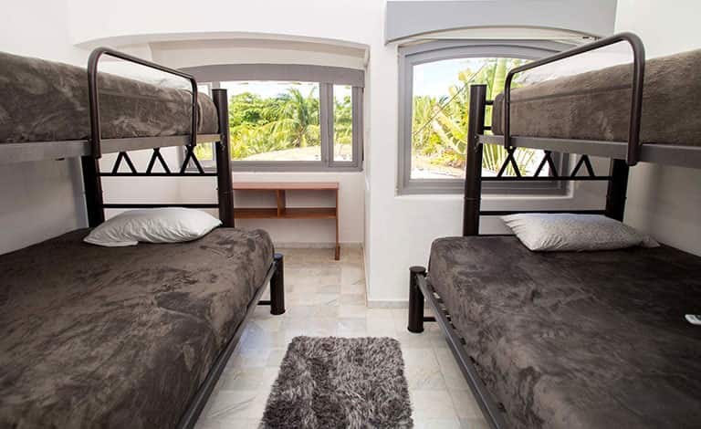 Bachelor party house rentals in Cancun